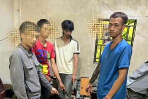 Bắt quả tang 4 thanh niên sử dụng ma túy tại nhà dân ở Lâm Đồng