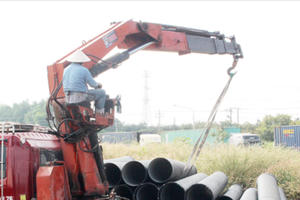 Người dân Cẩm Mỹ hào hứng chờ nước sạch