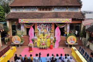 Nghi lễ tắm phật của ngày Đại Lễ Phật Đản