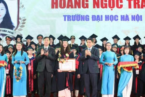 Vinh danh 86 Thủ khoa tốt nghiệp các trường Đại học, Học viện tại Hà Nội