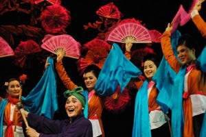 Danh hài Hồng Vân: “Ông Xuân Hinh duyên cực kỳ”