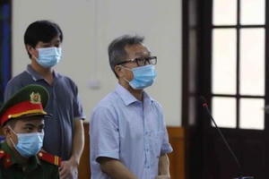 Giám đốc công ty chăn nuôi bò tại Hà Tĩnh lĩnh án chung thân vì chiếm đoạt 155 tỷ đồng Giám đốc công ty chăn nuôi bò tại Hà Tĩnh lĩnh án chung thân vì chiếm đoạt 155 tỷ đồng