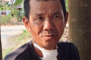 Tài xế xe ôm nghi bị cắt cổ, cướp tài sản ở Sài Gòn