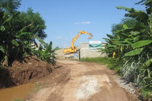 Công ty CP cấp nước Phú Thọ... cố tình vi phạm Luật Đê điều?