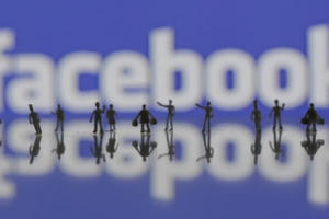 Facebook chính thức cán mốc 2 tỷ người dùng