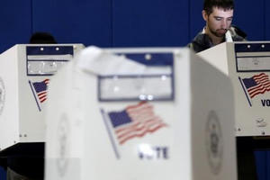 Bầu cử Mỹ: Người dân rồng rắn xếp hàng bỏ phiếu từ sớm để kịp giờ làm