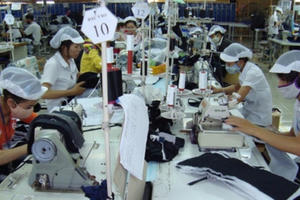 Xuất khẩu tăng chậm nhưng sẽ cán đích