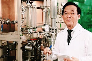 GS Nguyễn Lân Dũng: Giải cứu nông dân cần có trách nhiệm và sự vào cuộc của Nhà nước