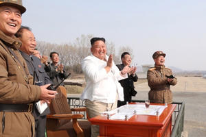 Ông Kim Jong- un đang ở đâu? Ông Kim Jong- un đang ở đâu?