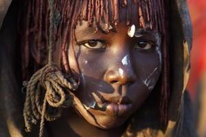 Kinh hoàng hủ tục cắt bộ phận sinh dục nữ ở châu Phi