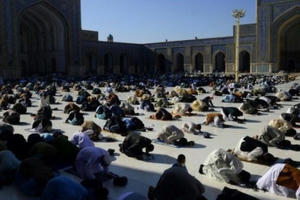 Tổng thống Afghanistan sắp thả 2.000 tù nhân Taliban