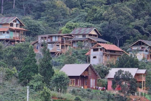 Lâm Đồng: Xử lý dứt điểm “làng biệt thự” trái phép dưới chân núi Voi