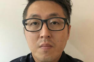 Giết bạn đồng hương để cướp tài sản rồi giấu xác trong chiếc vali màu hồng