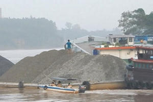 Thủ tướng Chính phủ yêu cầu kiểm tra thông tin “luật ngầm trên sông”