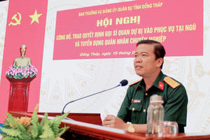 Đồng Tháp: Trao Quyết định gọi 178 sĩ quan dự bị vào phục vụ tại ngũ và tuyển dụng 210 quân nhân chuyên nghiệp