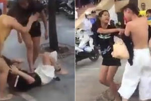 Hà Nội: Đám đông bất lực chứng kiến đòn ghen kinh hoàng của 4 người phụ nữ