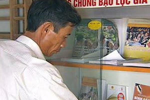 Phòng chống bạo lực gia đình: Bao giờ thoát 'vòng kim cô' tiền và người?