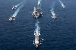 Nhà Trắng, Lầu Năm Góc tung thông tin nhiễu loạn về vị trí tàu sân bay Mỹ Nhà Trắng, Lầu Năm Góc tung thông tin nhiễu loạn về vị trí tàu sân bay Mỹ