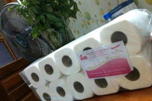 Thưởng 30/4 – 1/5: Từ giấy vệ sinh đến vòi nước, dầu ăn, mỳ chính