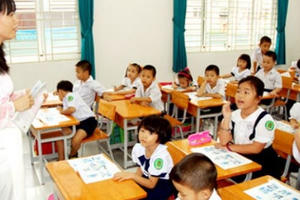 Sẽ “trả lại” vị thế của nhà giáo?