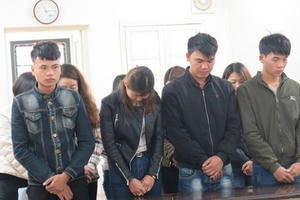 Thu lợi bất chính hàng trăm triệu từ mua bán hóa đơn trái phép