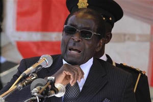 Tổng thống Zimbabwe từ chức, chấm dứt 37 năm nắm quyền