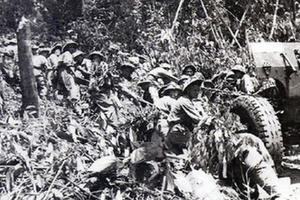 "Còn một khẩu pháo, một viên đạn cũng chiến đấu tới cùng"