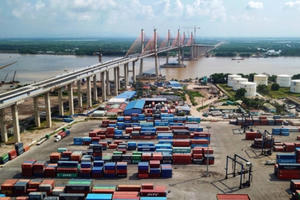 Slide - Điểm tin thị trường: Việt Nam hướng đến mục tiêu GDP bình quân đạt 10.000 USD vào 2035