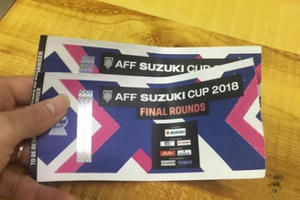 Giá “trên trời” cho một cặp vé trận bán kết lượt về trên “chảo lửa” Mỹ Đình Giá “trên trời” cho một cặp vé trận bán kết lượt về trên “chảo lửa” Mỹ Đình