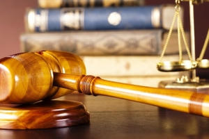 Phân biệt Thừa phát lại và cơ quan thi hành án