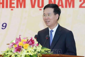 Kiên quyết, kiên trì bảo vệ vững chắc chủ quyền của Tổ quốc Kiên quyết, kiên trì bảo vệ vững chắc chủ quyền của Tổ quốc