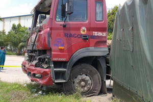 Bình Dương: Tai nạn nghiêm trọng, 7 người thương vong