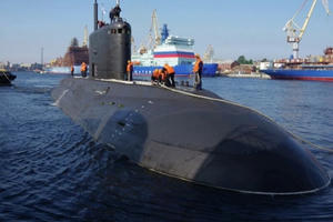 Ấn tượng với khí tài trên tàu ngầm ‘hố đen’ B-603 Volkhov