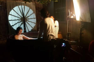 Lộ những cảnh 'nóng' trong phim 'Làng ế vợ 4'