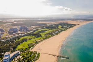 Có gì đặc biệt trong khách sạn lớn nhất Việt Nam đang chuẩn bị khánh thành tại Quy Nhơn? Có gì đặc biệt trong khách sạn lớn nhất Việt Nam đang chuẩn bị khánh thành tại Quy Nhơn?