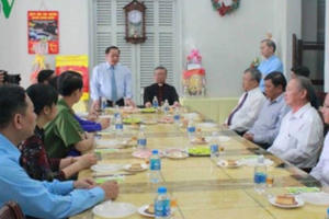 Chức sắc, đồng bào Công giáo: Đóng góp vào quá trình phát triển các địa phương