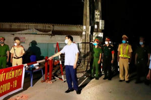 Lập 4 chốt kiểm soát dịch Covid-19 ở thôn Báo Văn 1, huyện Yên Lạc