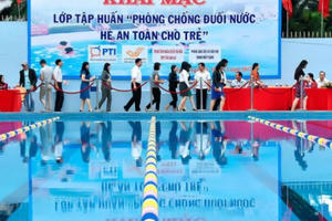 Bưu điện và Công ty Bảo hiểm Bưu điện Gia Lai: "Chung tay phòng chống đuối nước - Hè an toàn cho trẻ"