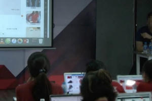 Đột nhập khóa đào tạo “buôn lậu online”