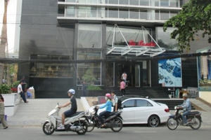 Cảnh báo tình trạng một căn hộ bán cho nhiều người Cảnh báo tình trạng một căn hộ bán cho nhiều người