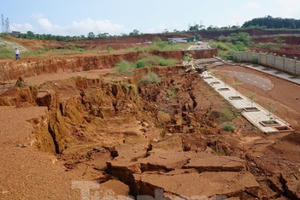 Hãi hùng dự án 'nghìn tỷ' sụt lún, nguy cơ trôi cả công trình
