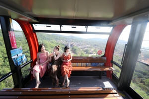 Những vũ điệu thổ dân sôi động chào đón du khách tới Sun World Hon Thom Nature Park dịp nghỉ lễ