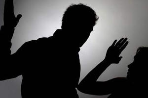 Hải Dương: Nghi vợ ngoại tình, chồng tát vợ tử vong