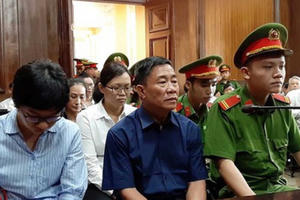 Bà Hứa Thị Phấn tỉnh táo, bất hợp tác, bị đề nghị thêm 20 năm tù