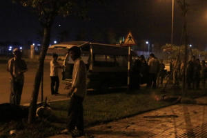 Phóng nhanh trong đêm, nam thanh niên lao lên vỉa hè chết thảm