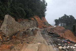 Lâm Đồng: Đường 80 tỷ ở huyện Đạ Tẻh chưa bàn giao đã sụt lún nghiêm trọng