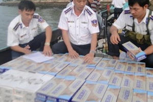 Xử lý các lô hàng thuốc lá ngoại tại cảng Quy Nhơn