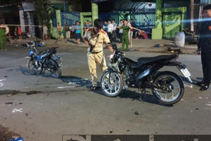 Bình Dương: Tai nạn liên hoàn giữa 4 xe máy, 5 người thương vong