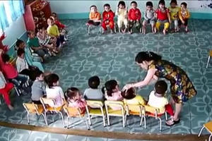 Dạy con cách phòng chống tội phạm bạo hành trẻ em