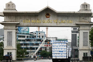 Thâm nhập thị trường Trung Quốc: Vì sao doanh nghiệp ngại đi 'cổng chính'?